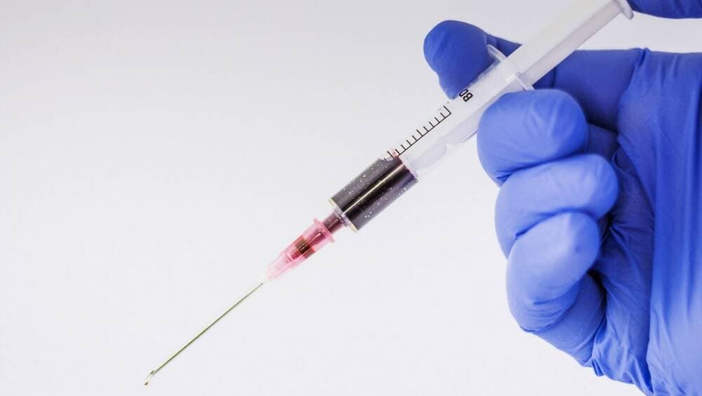COVID-19 Vaccine: আবিষ্কারের পথে করোনাভাইরাসের ভ্যাক্সিন, মানব শরীরে পরীক্ষামূলক প্রয়োগের অপেক্ষায় COVID-19 Vaccine: আবিষ্কারের পথে করোনাভাইরাসের ভ্যাক্সিন, মানব শরীরে পরীক্ষামূলক প্রয়োগের অপেক্ষায়