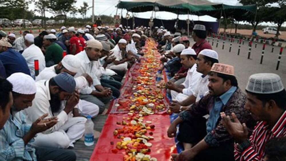 Ramzan 2020: রমজান মাসে ইফতার সমাবেশে নিষেধাজ্ঞা জারি বাংলাদেশে