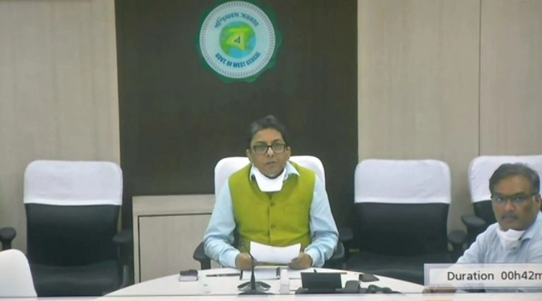 Alapan Bandyopadhyay Transfer Issue: দিল্লিতে অনুপস্থিত, আলাপন বন্দোপাধ্যায়কে শোকজ নোটিশ পাঠাতে পারে কেন্দ্র: রিপোর্ট