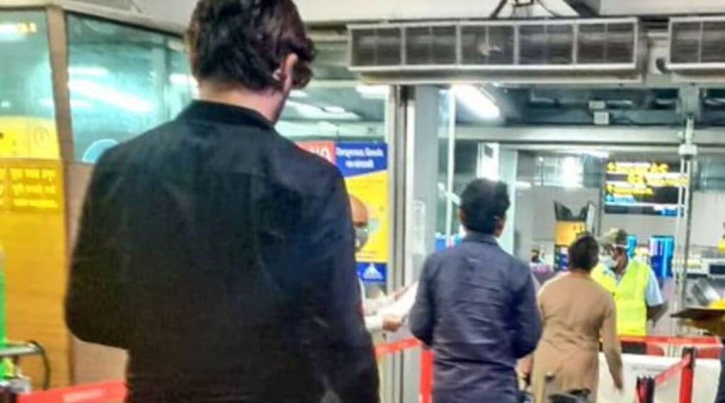 Kolkata Resumes Domestic Flights: রাজ্যে আজ থেকে চালু হল বিমান পরিষেবা, যাত্রার প্রথমদিনেই জ্বরে আক্রান্ত এয়ার এশিয়ার এক যাত্রী Kolkata Resumes Domestic Flights: রাজ্যে আজ থেকে চালু হল বিমান পরিষেবা, যাত্রার প্রথমদিনেই জ্বরে আক্রান্ত এয়ার এশিয়ার এক যাত্রী