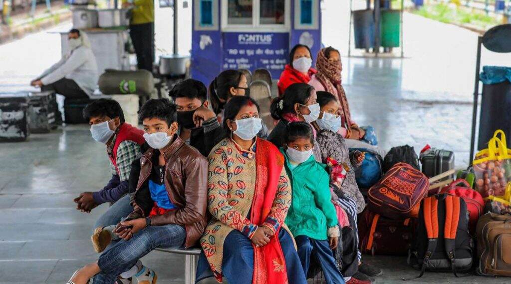 Indian Rail To Run Special Trains For Migrants: স্বরাষ্ট্র মন্ত্রকের নির্দেশের পর ৬টি রুটে ট্রেন চালানোর সিদ্ধান্ত রেলের Indian Rail To Run Special Trains For Migrants: স্বরাষ্ট্র মন্ত্রকের নির্দেশের পর ৬টি রুটে ট্রেন চালানোর সিদ্ধান্ত রেলের