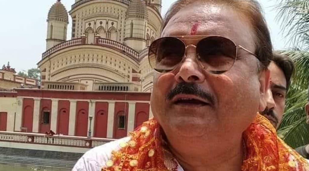 Madan Mitra: হোম আইসোলেশনে গেলেন মদন মিত্র, করোনায় আক্রান্ত তাঁর বাড়ির পরিচারিকা Madan Mitra: হোম আইসোলেশনে গেলেন মদন মিত্র, করোনায় আক্রান্ত তাঁর বাড়ির পরিচারিকা