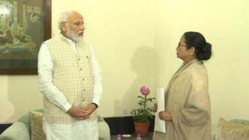 Mamata Banerjee: শুক্রবার প্রধানমন্ত্রীর ডাকা সর্বদলীয় বৈঠকে থাকছেন মমতা ব্যানার্জি