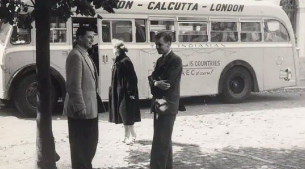 London to Calcutta Bus: লন্ডন থেকে কলকাতা বাসে! বিশ্বের সবচেয়ে দীর্ঘতম বাস রুট, দেখুন ছবি London to Calcutta Bus: লন্ডন থেকে কলকাতা বাসে! বিশ্বের সবচেয়ে দীর্ঘতম বাস রুট, দেখুন ছবি