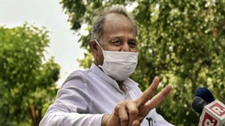 Ashok Gehlot Slams Sachin Pilot: ‘সুন্দর চেহারা আর অনর্গল ইংরেজি বলাটাই রাজনীতিতে সব নয়’, ফের শচিন পাইলটকে কটাক্ষ অশোক গেহলটের