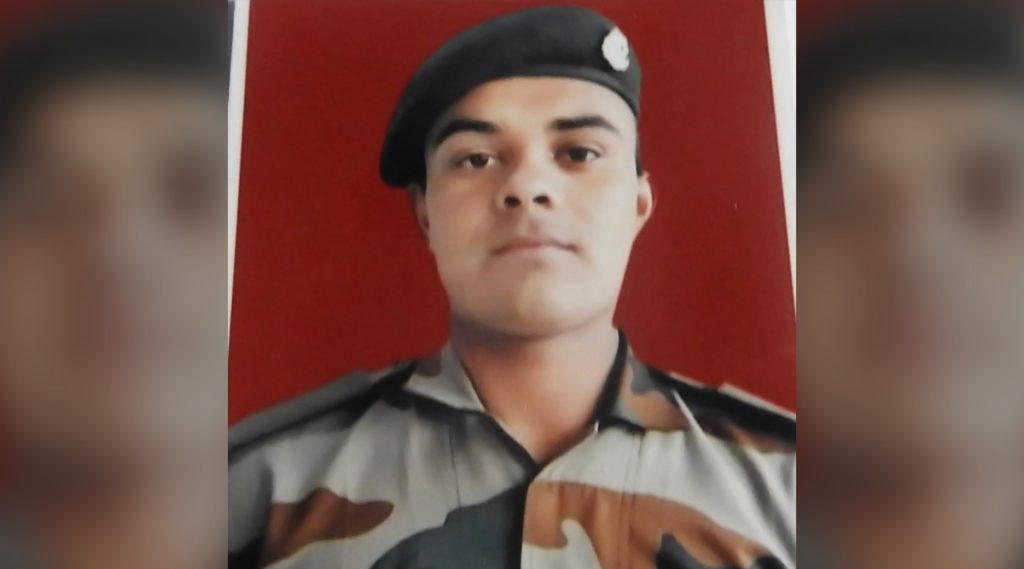 Army Jawan Killed: সংঘর্ষবিরতি চুক্তি লঙ্ঘন করে রাজৌরিতে গুলি পাকিস্তানের, শহিদ ভারতীয় জওয়ান