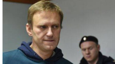 Alexei Navalny Allegedly Poisoned: পুতিনের প্রতিদ্বন্দ্বি অ্যালেক্সি নাভালানিকে বিষ প্রয়োগ, ভেন্টিলেশনে রাশিয়ান রাজনীতিক