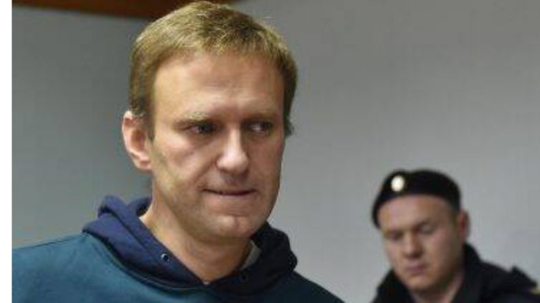 Alexei Navalny Allegedly Poisoned: পুতিনের প্রতিদ্বন্দ্বি অ্যালেক্সি নাভালানিকে বিষ প্রয়োগ, ভেন্টিলেশনে রাশিয়ান রাজনীতিক