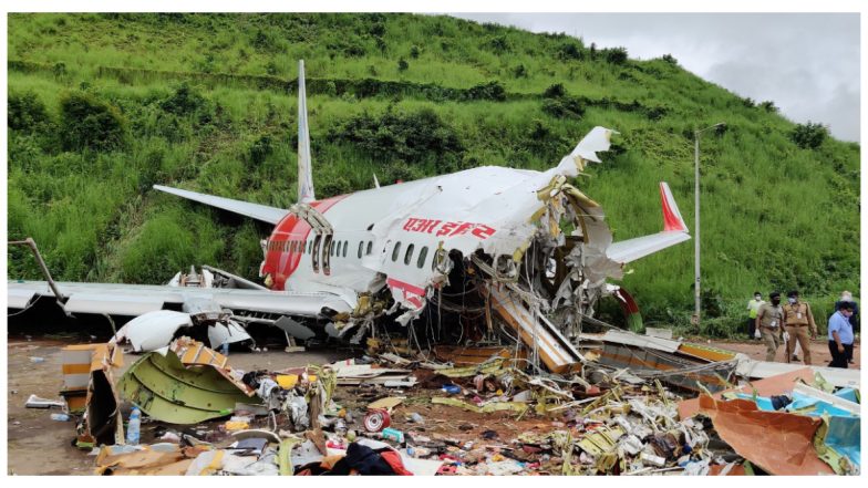 Kozhikode Plane Crash: কোঝিকোড় বিমান দুর্ঘটনায় মৃতদের পরিবার পিছু ১০ লাখ টাকা আর্থিক সাহায্য
