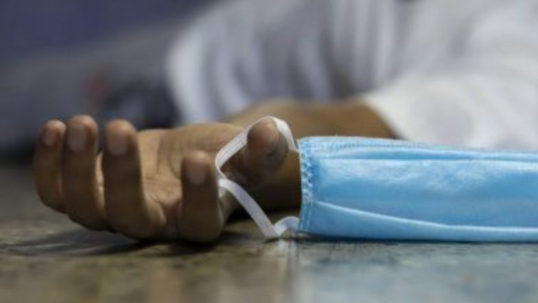 COVID-19 Patient Cremation Guidelines: বাড়িতে করোনারোগীর মৃত্যুতে সার্টিফিকেট দেবেন ব্যক্তিগত চিকিৎসক, রাজ্যের নতুন গাইডলাইন
