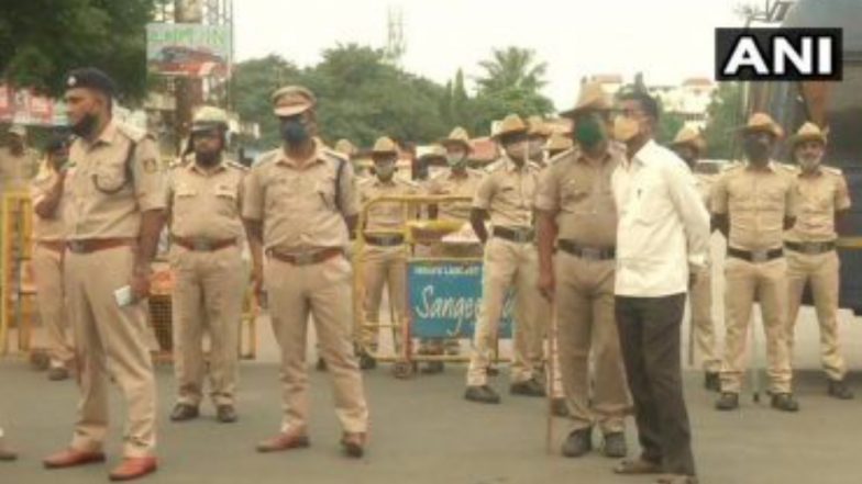 Karnataka Bandh Updates: কৃষি বিলের বিরোধিতায় কর্ণাটকে বনধ, বিপত্তি এড়াতে কালাবুরাগি এলাকায় মোতায়েন বিরাট পুলিশ বাহিনী