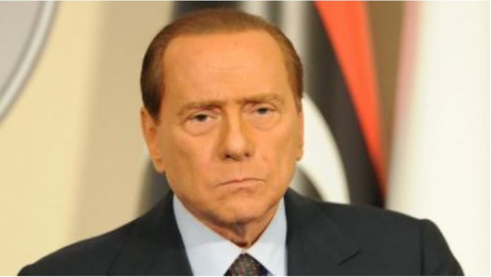 Silvio Berlusconi: করোনা আক্রান্ত ইটালির প্রাক্তন প্রধানমন্ত্রী সিলভিও বার্লুসকোনি, রয়েছেন হোম আইসোলেশনে Silvio Berlusconi: করোনা আক্রান্ত ইটালির প্রাক্তন প্রধানমন্ত্রী সিলভিও বার্লুসকোনি, রয়েছেন হোম আইসোলেশনে