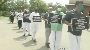 Farm Bills Protests: কৃষি বিলের প্রতিবাদে সংসদ ভবন চত্বরে বিরোধী সাংসদদের মার্চ