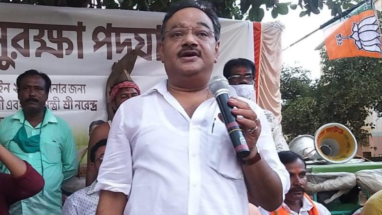 Attack on BJP Leader Shamik Bhattacharya's Car: ডায়মন্ড হারবারে দলীয় কর্মসূচিতে যোগ দেওয়ার পথে বিজেপি নেতা শমীক ভট্টাচার্যের গাড়িতে হামলা