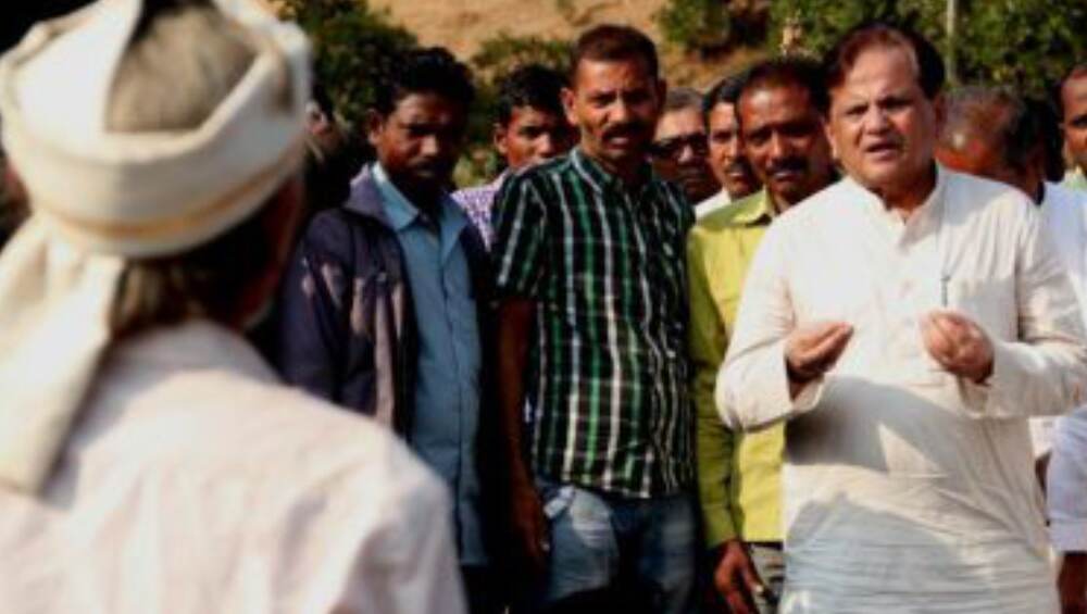 Ahmed Patel: করোনা আক্রান্ত প্রবীণ কংগ্রেস নেতা আহমেদ প্যাটেল, রয়েছেন হোম আইসোলেশনে Ahmed Patel: করোনা আক্রান্ত প্রবীণ কংগ্রেস নেতা আহমেদ প্যাটেল, রয়েছেন হোম আইসোলেশনে
