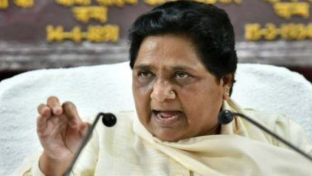 Mayawati Slams Yogi Adityanath রাজ্য পরিচালনার ক্ষমতা যোগীর নেই, অপরাধী, মাফিয়া ও ধর্ষকদের মুক্তাঞ্চল এখন উত্তরপ্রদেশ, তোপ দাগলেন মায়াবতী