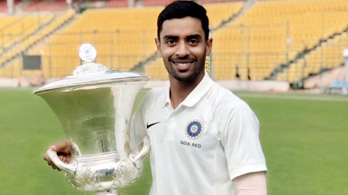 Abhimanyu Easwaran: গম্ভীরদের সমালোচনা করে বাবার মন্তব্যের জন্যই টিম ইন্ডিয়া থেকে বাদ পড়েছেন অভিমন্যু ঈশ্বরণ, বিস্ফোরক দাবি শ্রীকান্তের