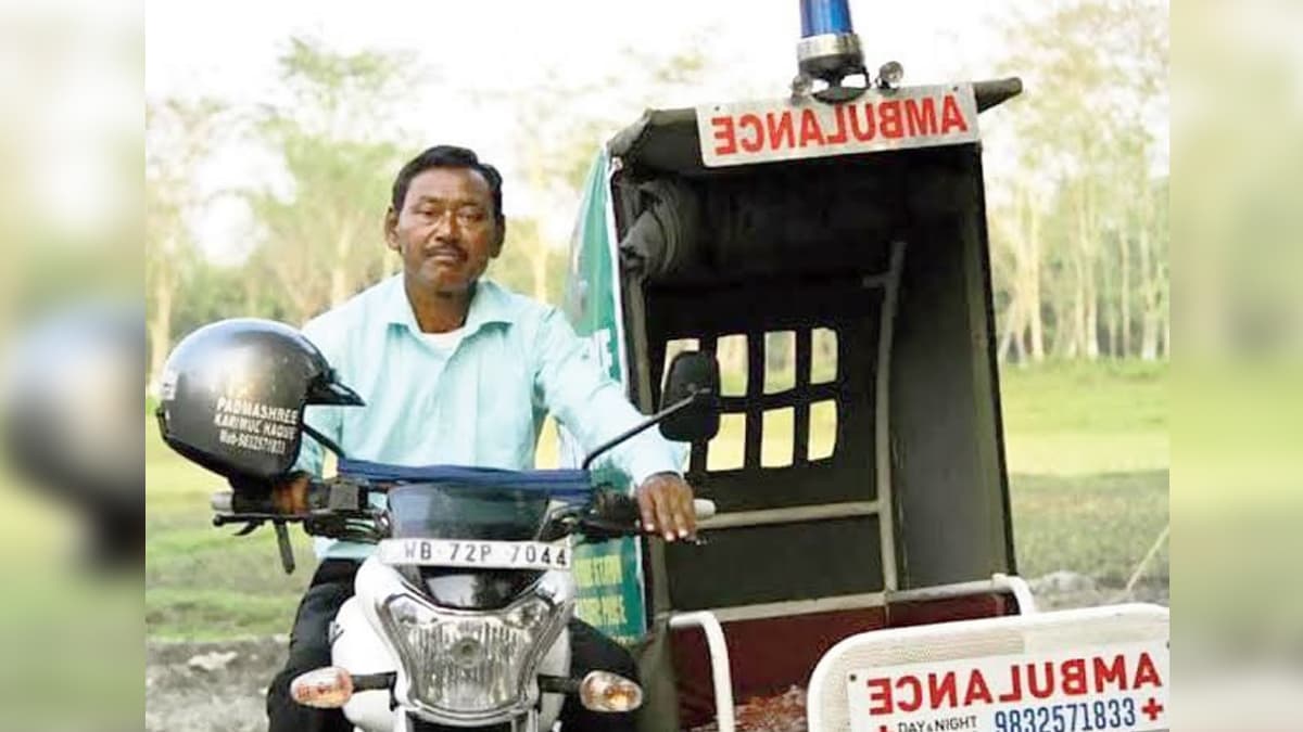 Ambulance Dada Biopic: ডুয়ার্সের 'অ্যাম্বুলেন্স দাদা' করিমুল হককে নিয়ে বলিউডে বায়োপিক, মুখ্য চরিত্রে অভিনয় করতে পারেন কিং খান Ambulance Dada Biopic: ডুয়ার্সের 'অ্যাম্বুলেন্স দাদা' করিমুল হককে নিয়ে বলিউডে বায়োপিক, মুখ্য চরিত্রে অভিনয় করতে পারেন কিং খান