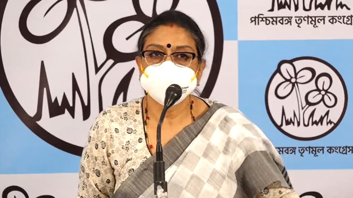 Kolkata: দক্ষতা ও সু-প্রশাসক হিসেবে মুখ্যমন্ত্রীর কর্মকাণ্ড বাংলার উন্নয়নের জন্য অপরিহার্য: কাকলি ঘোষ দস্তিদার Kolkata: দক্ষতা ও সু-প্রশাসক হিসেবে মুখ্যমন্ত্রীর কর্মকাণ্ড বাংলার উন্নয়নের জন্য অপরিহার্য: কাকলি ঘোষ দস্তিদার