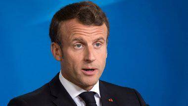 Tomatoes Thrown At French President: ফ্রান্সের প্রেসিডেন্ট ইমানুয়েল ম্যাক্রোঁকে লক্ষ্য করে ছোড়া হল টমেটো, দেখুন ভিডিও