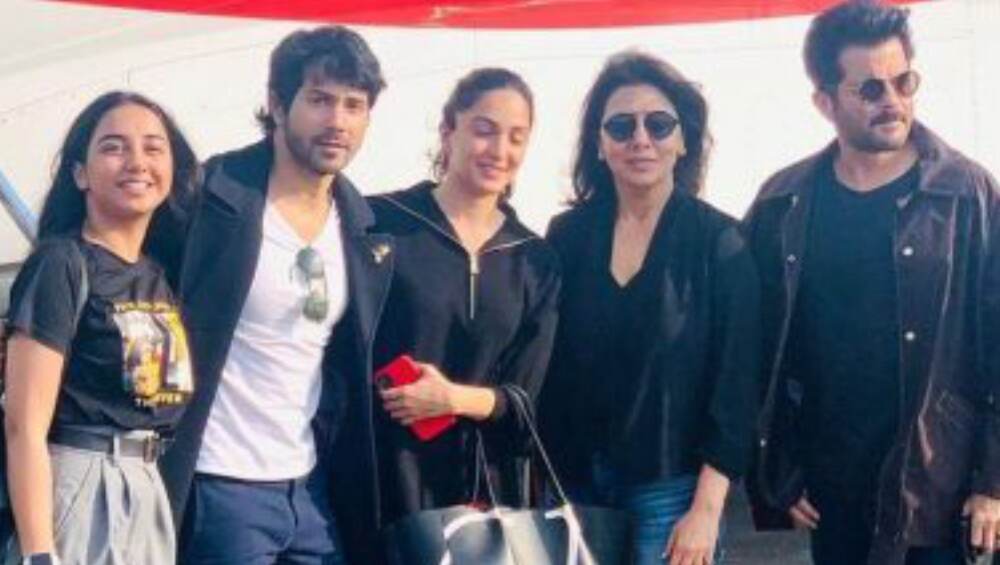 COVID-19 Infected Varun Dhawan: করোনা আক্রান্ত বরুণ ধাওয়ান, অনিল কাপুর, নিতু কাপুর, বন্ধ যুগ যুগ জিও ছবির শুটিং COVID-19 Infected Varun Dhawan: করোনা আক্রান্ত বরুণ ধাওয়ান, অনিল কাপুর, নিতু কাপুর, বন্ধ যুগ যুগ জিও ছবির শুটিং