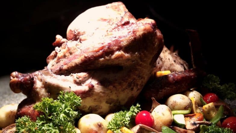 New Year 2021 Eve Food Offers: নববর্ষে খাওয়া দাওয়ার অঢেল আয়োজন, বর্ষবরণে পেটপুজো সারুন 'তাজ বেঙ্গল' এবং 'ভিভান্ত'-এ