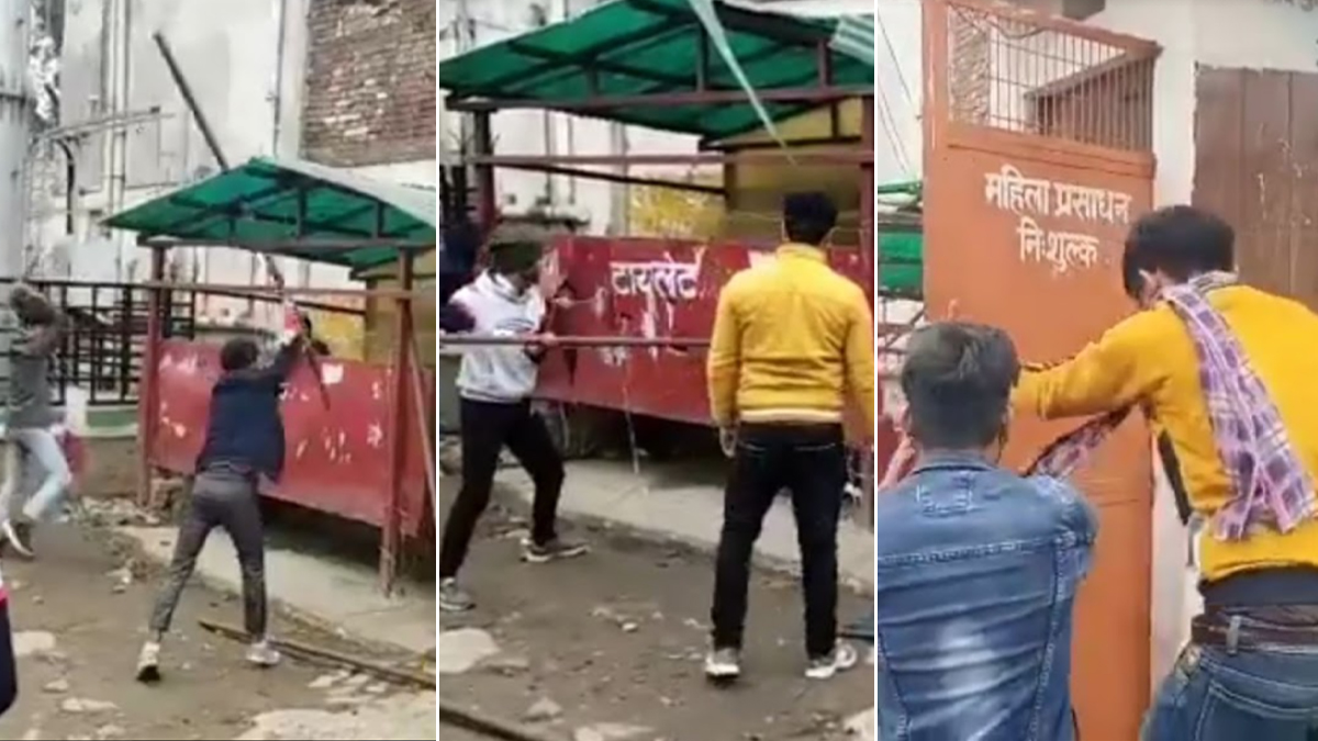 Bajrang Dal Members Demolish Public Toilet: মন্দিরের সামনে শৌচালয়, ভাঙচুর বজরং দলের সদস্যদের