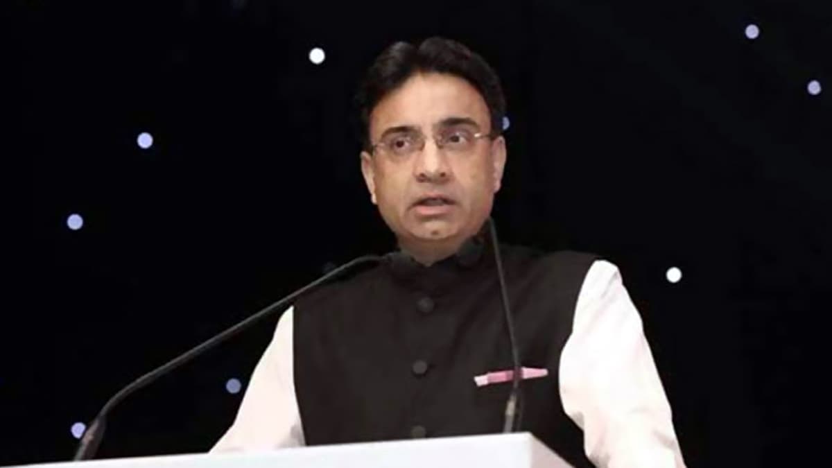 KD Singh Arrested: ১৬ জানুয়ারি পর্যন্ত ইডি হেপাজতে কেডি সিং KD Singh Arrested: ১৬ জানুয়ারি পর্যন্ত ইডি হেপাজতে কেডি সিং