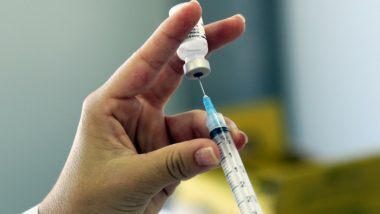 Covid-19 Vaccination In India: দেশের প্রাপ্তবয়স্ক জনসংখ্যার অর্ধেক সম্পূর্ণ কোভিড টিকা পেয়েছেন, দাবি কেন্দ্রীয় স্বাস্থ্যমন্ত্রীর