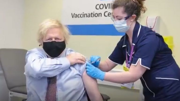 Boris Johnson Takes First Jab Vaccine: করোনা ভ্যাকসিনের প্রথম ডোজ নিলেন ব্রিটিশ প্রধানমন্ত্রী বরিস জনসন