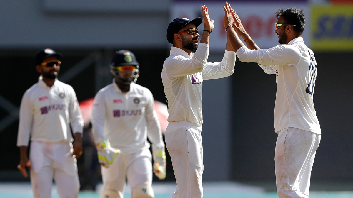 India vs England 4th Test: চতুর্থ টেস্টের প্রথম ইনিংসে ২০৫ রানে অল আউট ইংল্যান্ড, শুরুতেই উইকেট খোয়াল ভারত
