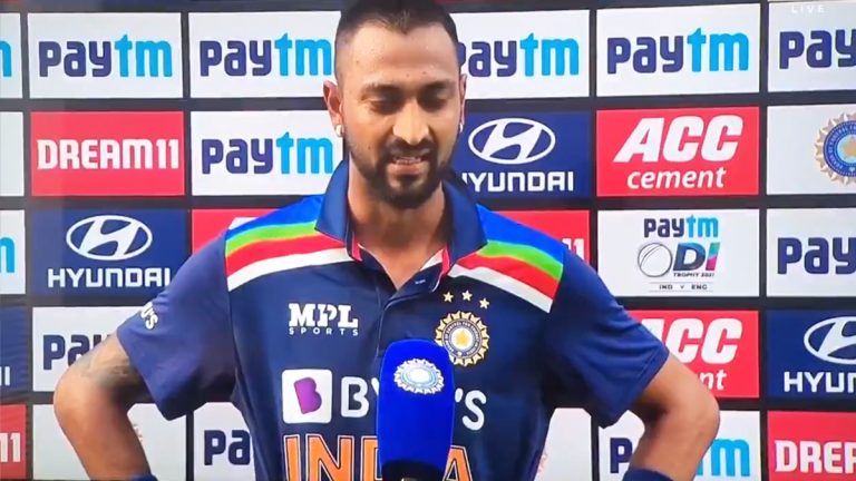 Krunal Pandya Breaks Down on Live TV: অভিষেক ম্যাচেই হাফ সেঞ্চুরি, বাবাকে স্মরণ করে কেঁদে ফেললেন ক্রুনাল পান্ডিয়া