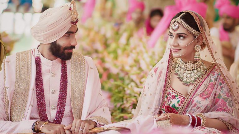 Jasprit Bumrah Marriage First Photo: টেলিভিশন সঞ্চালিকা সঞ্জনা গণেশনের সঙ্গে বিবাহবন্ধনে আবদ্ধ হলেন জসপ্রীত বুমরাহ