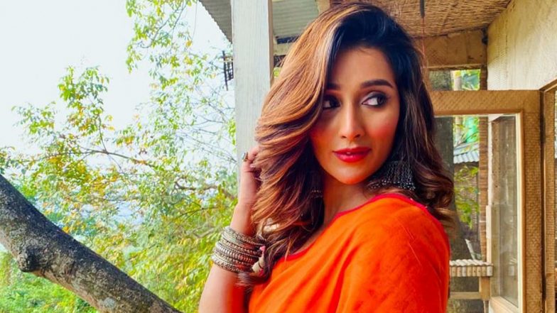 Sayantika Banerjee's Car Accident: পথ দুর্ঘটনায় আহত অভিনেত্রী সায়ন্তিকা বন্দ্যোপাধ্যায়