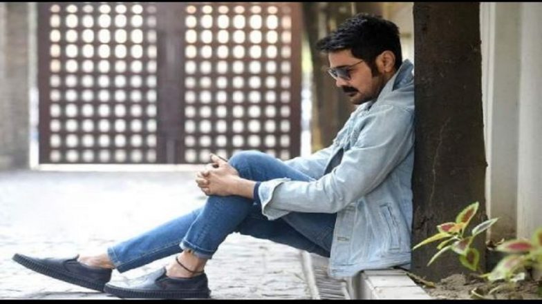 Prosenjit Chatterjee : করোনা ভ্যাকসিন নিলেন প্রসেনজিৎ চট্টোপাধ্যায়?