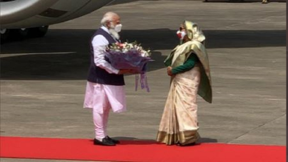 PM Modi : পড়শি বাংলাদেশকে ১২ লক্ষ করোনা ভ্যাকসিন উপহার প্রধানমন্ত্রী মোদীর