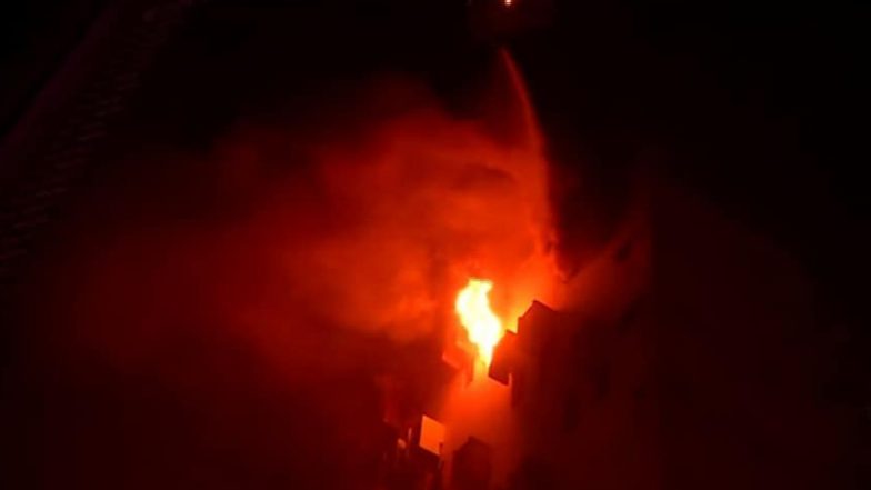 Strand Road Fire: বিধ্বংসী আগুনে ভস্মীভূত সার্ভার রুম, বিপর্যস্ত পূর্বরেলের টিকিট বুকিং পরিষেবা