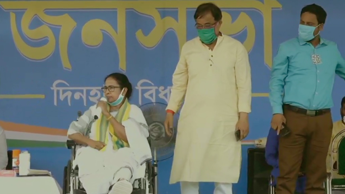 Mamata Banerjee at North Bengal: 'আমাকে গুলি দেখালে আমি গোলা দেখাই': মমতা