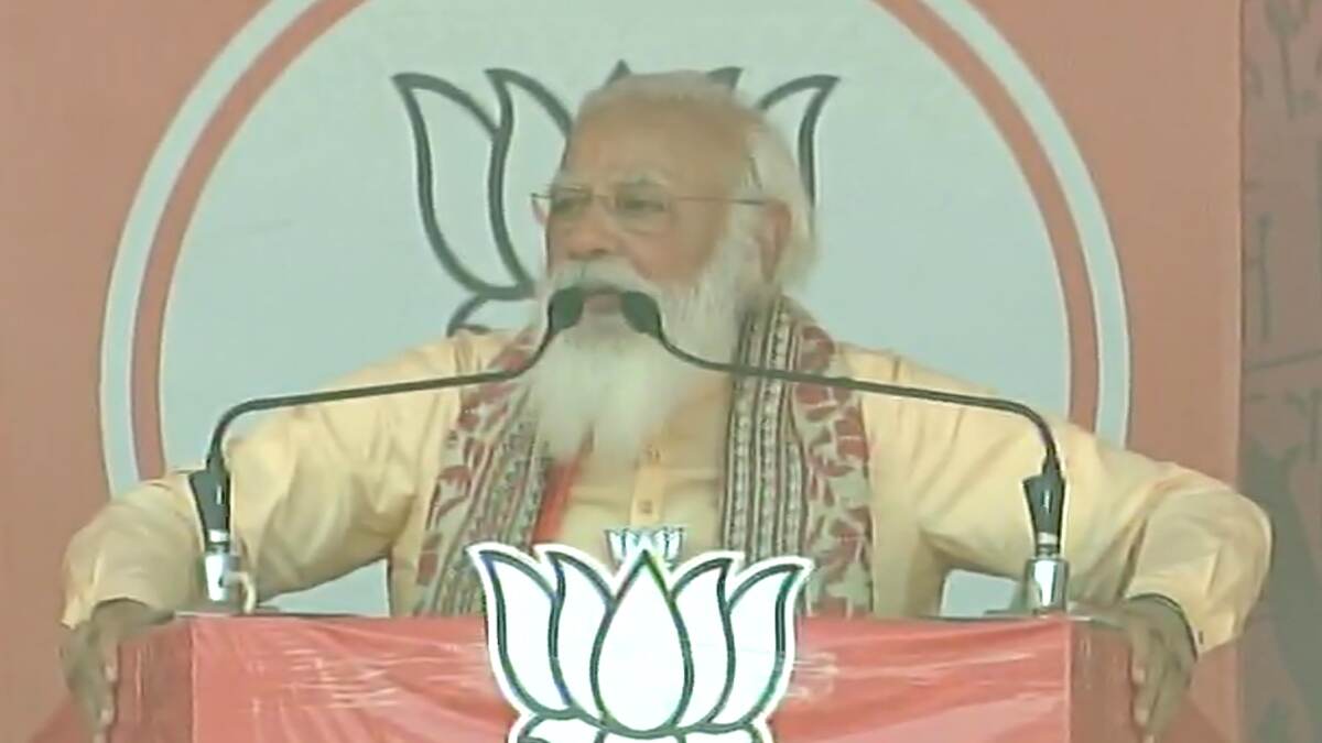 PM Narendra Modi From Jaynagar Rally: 'দ্বিতীয় দফার নির্বাচনে বাংলা জুড়ে বিজেপির ঢেউ': জয়নগরের সভায় নরেন্দ্র মোদি PM Narendra Modi From Jaynagar Rally: 'দ্বিতীয় দফার নির্বাচনে বাংলা জুড়ে বিজেপির ঢেউ': জয়নগরের সভায় নরেন্দ্র মোদি
