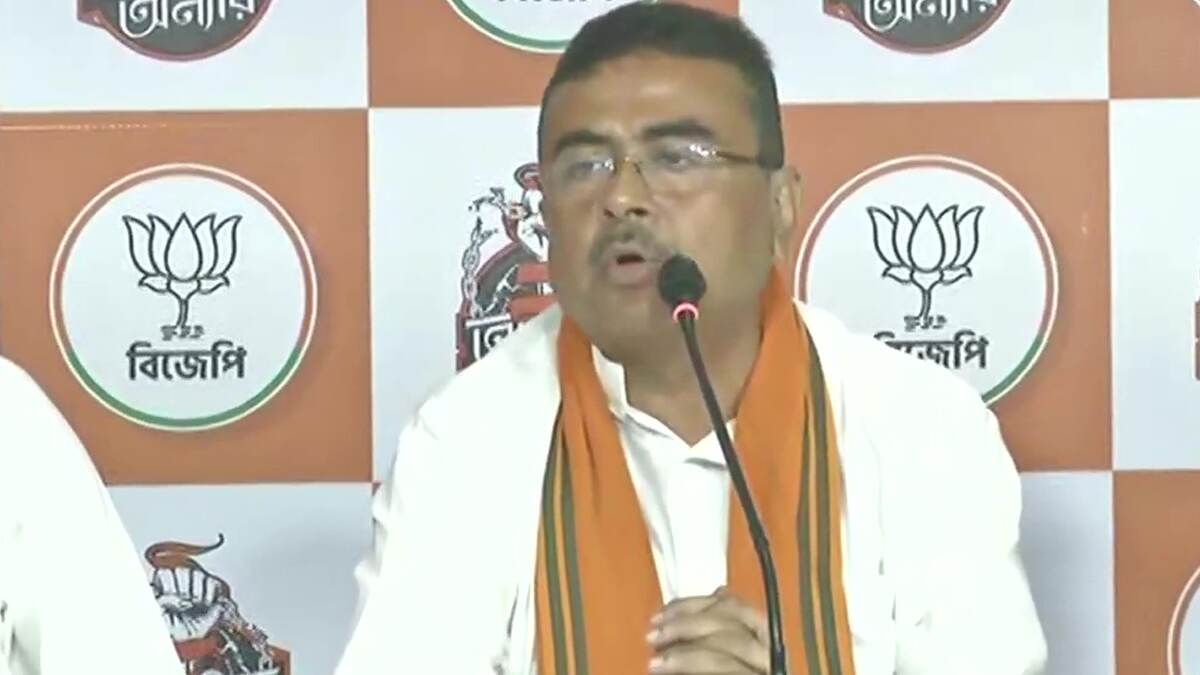 Suvendu Adhikari: কয়লা পাচারের ৯০০ কোটি টাকা মুখ্যমন্ত্রীর ভাইপোর কাছে গেছে, বিস্ফোরক দাবি শুভেন্দু অধিকারীর Suvendu Adhikari: কয়লা পাচারের ৯০০ কোটি টাকা মুখ্যমন্ত্রীর ভাইপোর কাছে গেছে, বিস্ফোরক দাবি শুভেন্দু অধিকারীর