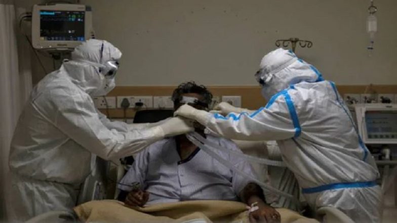 Covid-19 In Patna : কাকুতি মিনতিতেও মেলেনি বেড, হাসপাতালের বাইরেই মৃত্যু কোভিড রোগীর