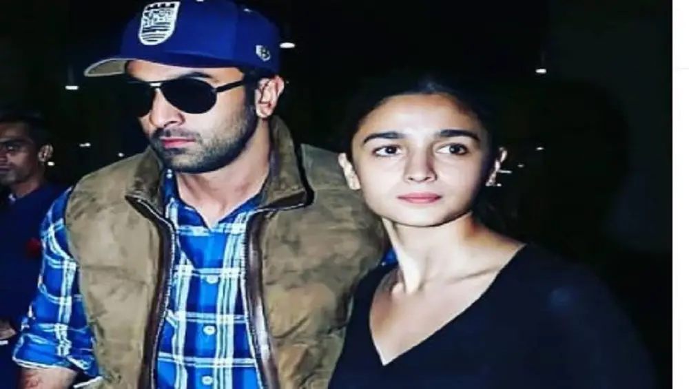 Ranbir Kapoor: বাড়ির সীমানায় ঢুকবেন না, পাপারাৎজিকে সাবধান করলেন রণবীর