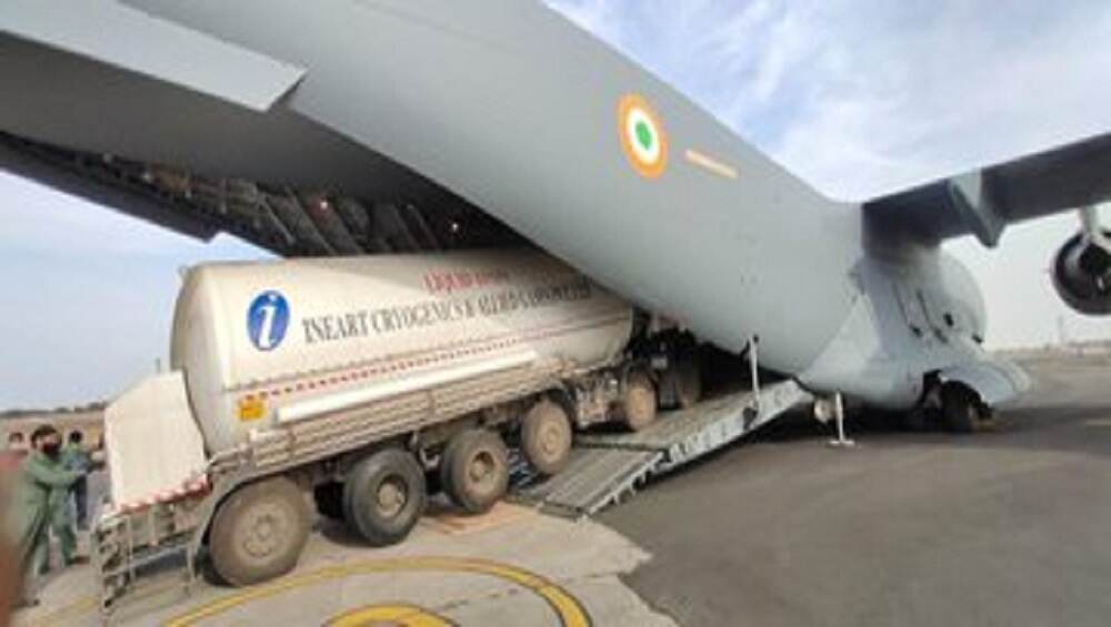 COVID 19 : মিটবে অক্সিজেনের ঘাটতি, কোভিড রোগীদের প্রাণ ফেরাতে ট্যাঙ্কার উড়িয়ে নিয়ে যাবে বায়ুসেনা COVID 19 : মিটবে অক্সিজেনের ঘাটতি, কোভিড রোগীদের প্রাণ ফেরাতে ট্যাঙ্কার উড়িয়ে নিয়ে যাবে বায়ুসেনা