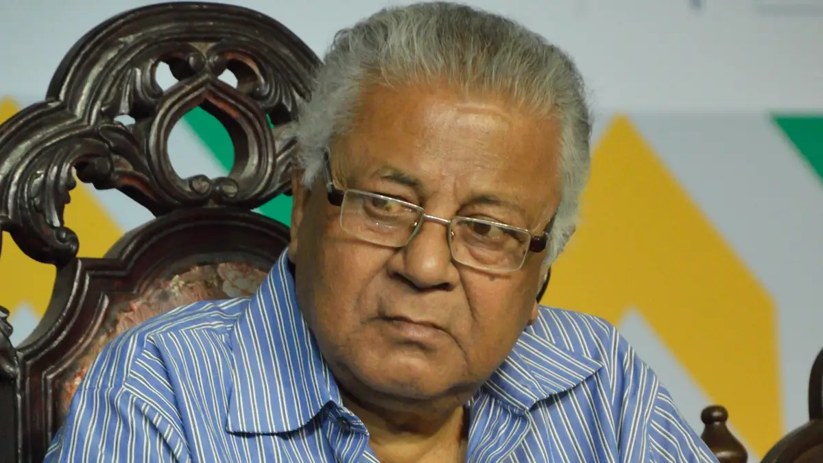 Author Samaresh Majumder: শ্বাসকষ্টের সমস্যা নিয়ে হাসপাতলে ভর্তি সাহিত্যিক সমরেশ মজুমদার