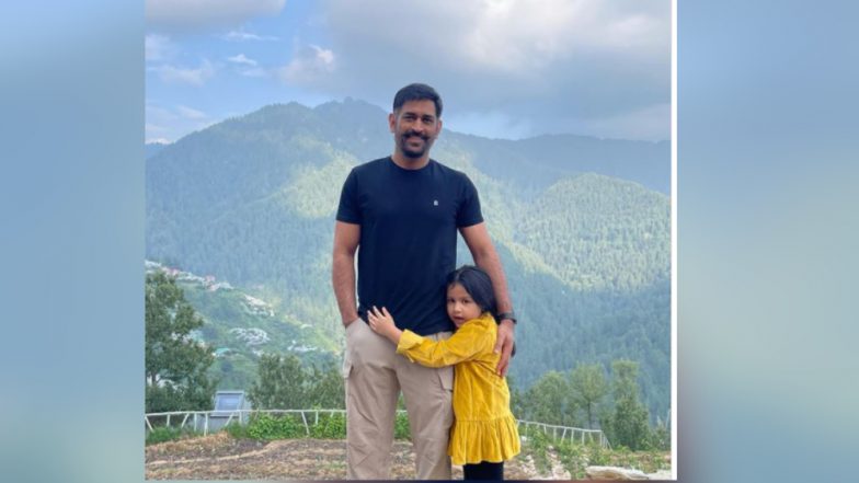 MS Dhoni Enjoys Holidays: সিমলায় মেয়ের সঙ্গে ছুটির মেজাজে ধোনি