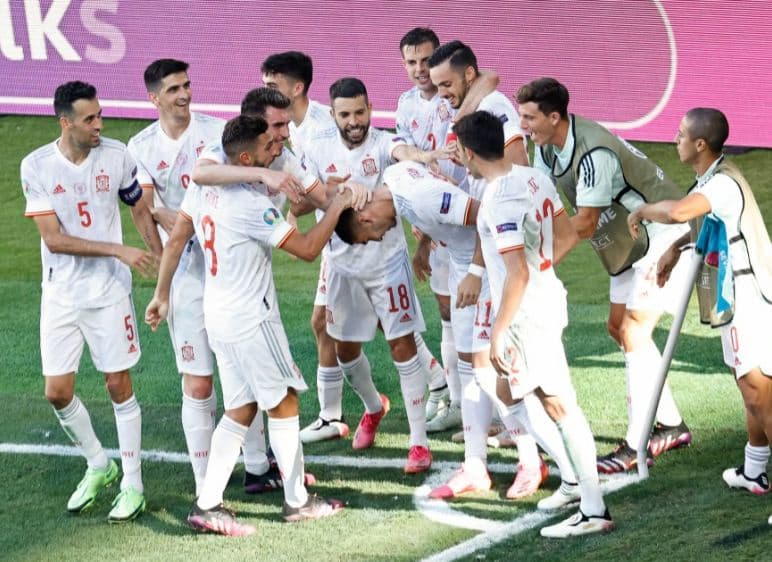 Euro Cup 2020: আট গোলের থ্রিলারে এক্সট্রা টাইমে ক্রোটদের হারিয়ে শেষ আটে স্পেন Euro Cup 2020: আট গোলের থ্রিলারে এক্সট্রা টাইমে ক্রোটদের হারিয়ে শেষ আটে স্পেন