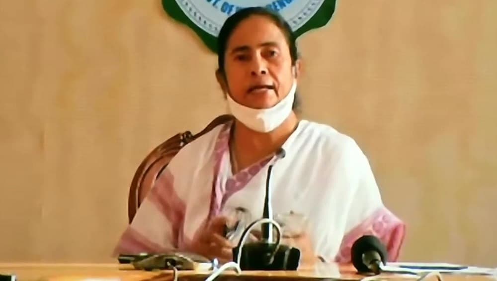 Mamata Banerjee: করোনার তৃতীয় ঢেউয়ের আগে শিশুদের চিকিৎসায় জোর রাজ্যের Mamata Banerjee: করোনার তৃতীয় ঢেউয়ের আগে শিশুদের চিকিৎসায় জোর রাজ্যের