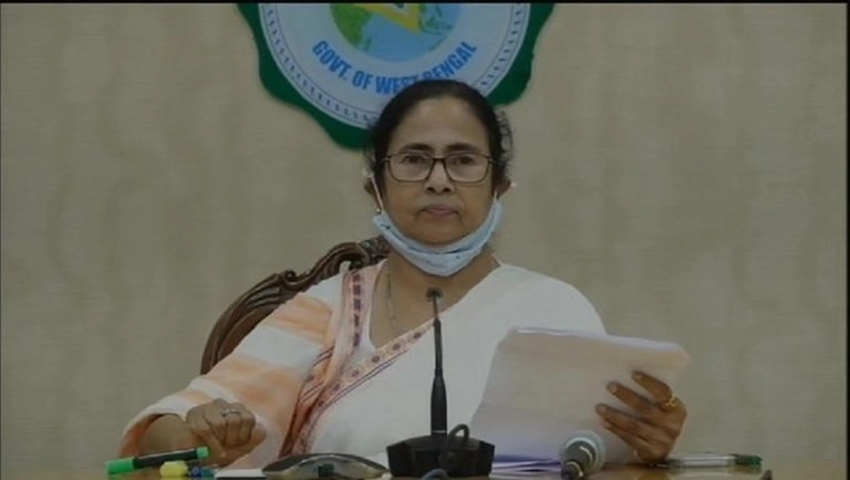 Mamata Banerjee: দলের শীর্ষ নেতৃত্বের সঙ্গে গুরুত্বপূর্ণ বৈঠকে মমতা বন্দ্যোপাধ্যায়