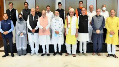 PM Modi Holds Meeting With J&K Leaders: উপত্যকার নেতাদের সঙ্গে শুরু প্রধানমন্ত্রীর সর্বদলীয় বৈঠক (দেখুন ভিডিও)