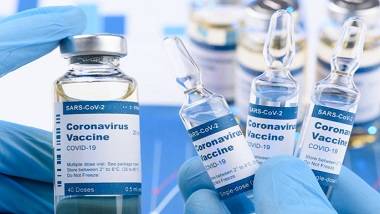 COVID-19 Vaccine: আগামী ৩ দিনের মধ্যেই রাজ্য ও কেন্দ্রশাসিত অঞ্চলগুলিতে পৌঁছচ্ছে ৪ লক্ষেরও অধিক ভ্যাকসিন